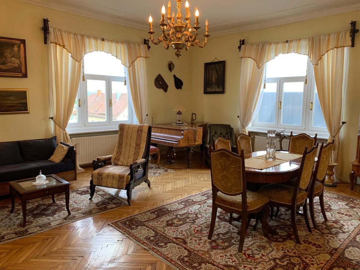 The Marchburg Apartment Maribor Bagian luar foto