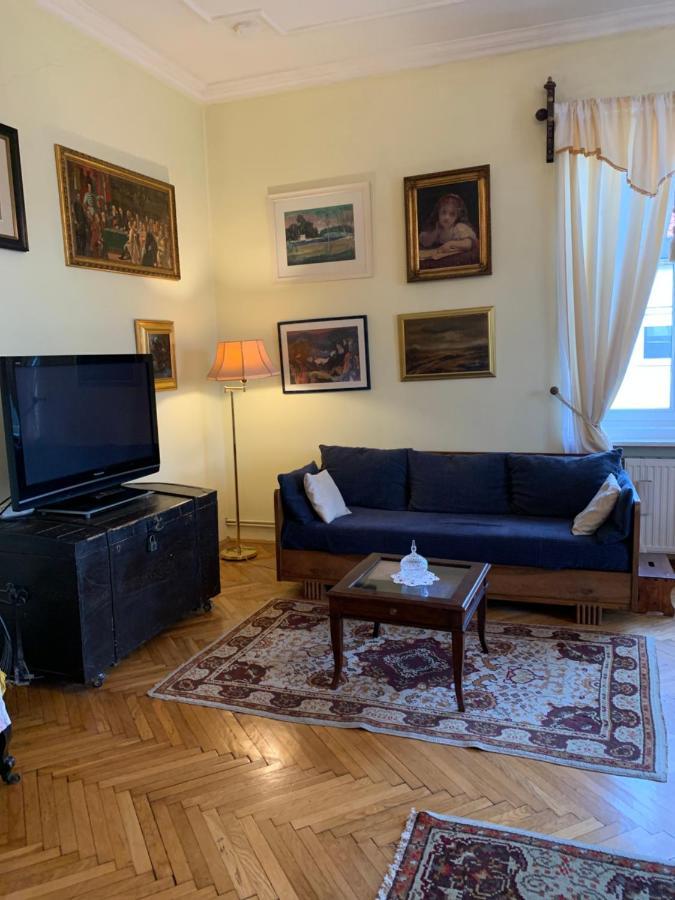The Marchburg Apartment Maribor Bagian luar foto