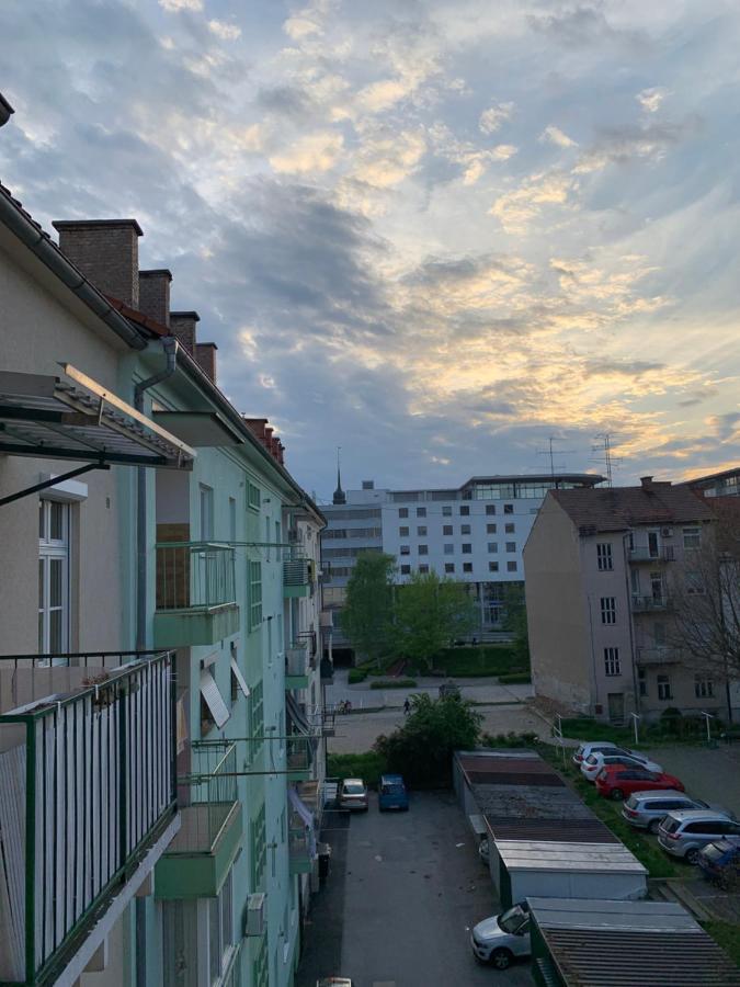 The Marchburg Apartment Maribor Bagian luar foto